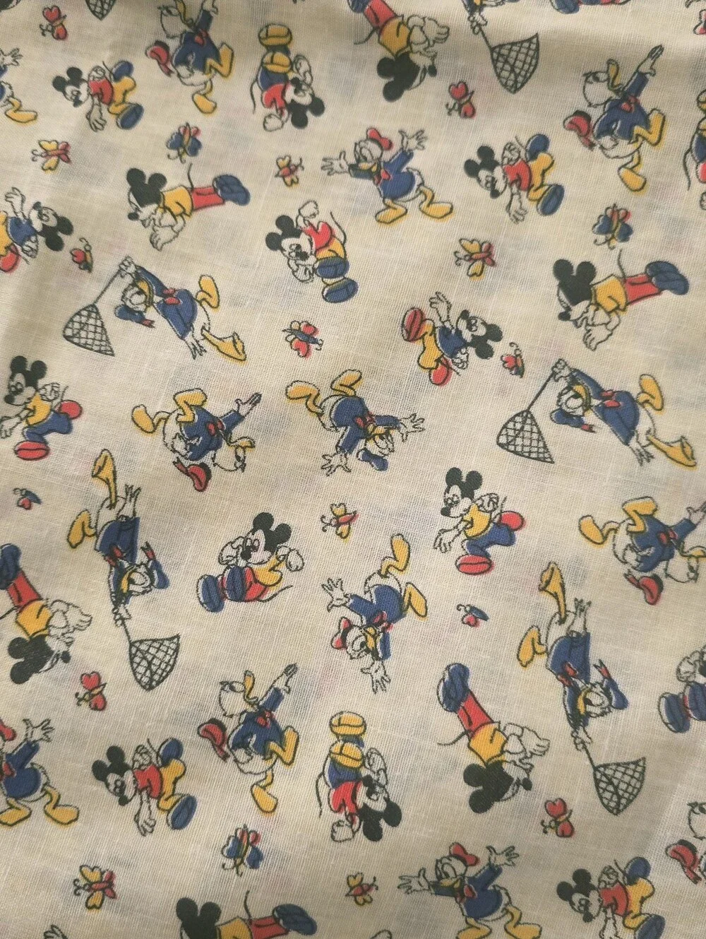 Vintage Walt Disney Mickey Donald Goofy Fabric 4 Yards 45